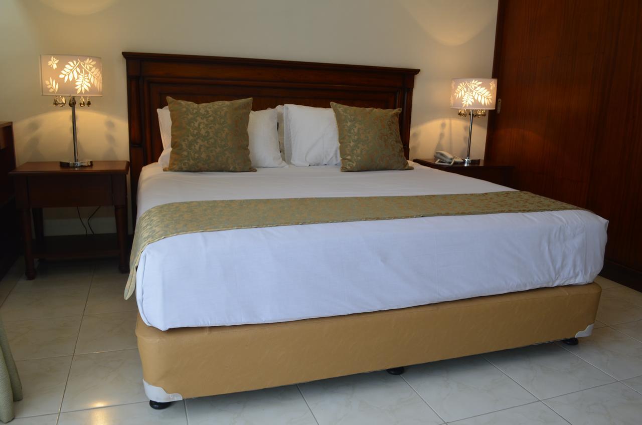 Grand Isabella Residences Cebu Buitenkant foto