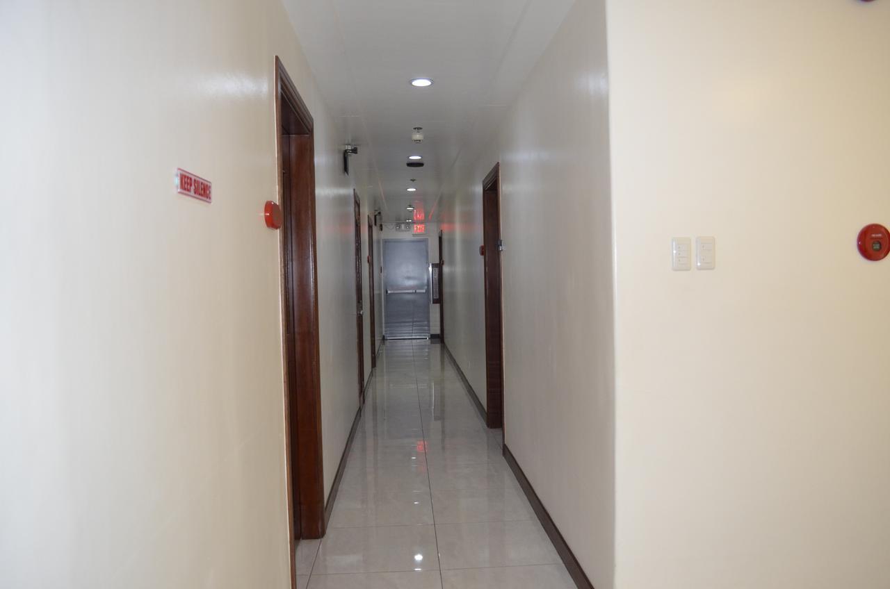 Grand Isabella Residences Cebu Buitenkant foto