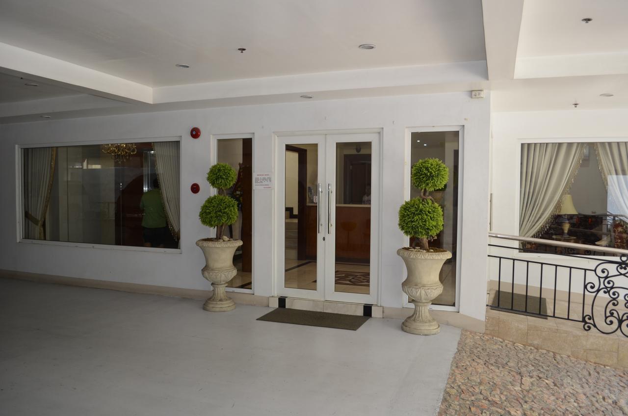 Grand Isabella Residences Cebu Buitenkant foto