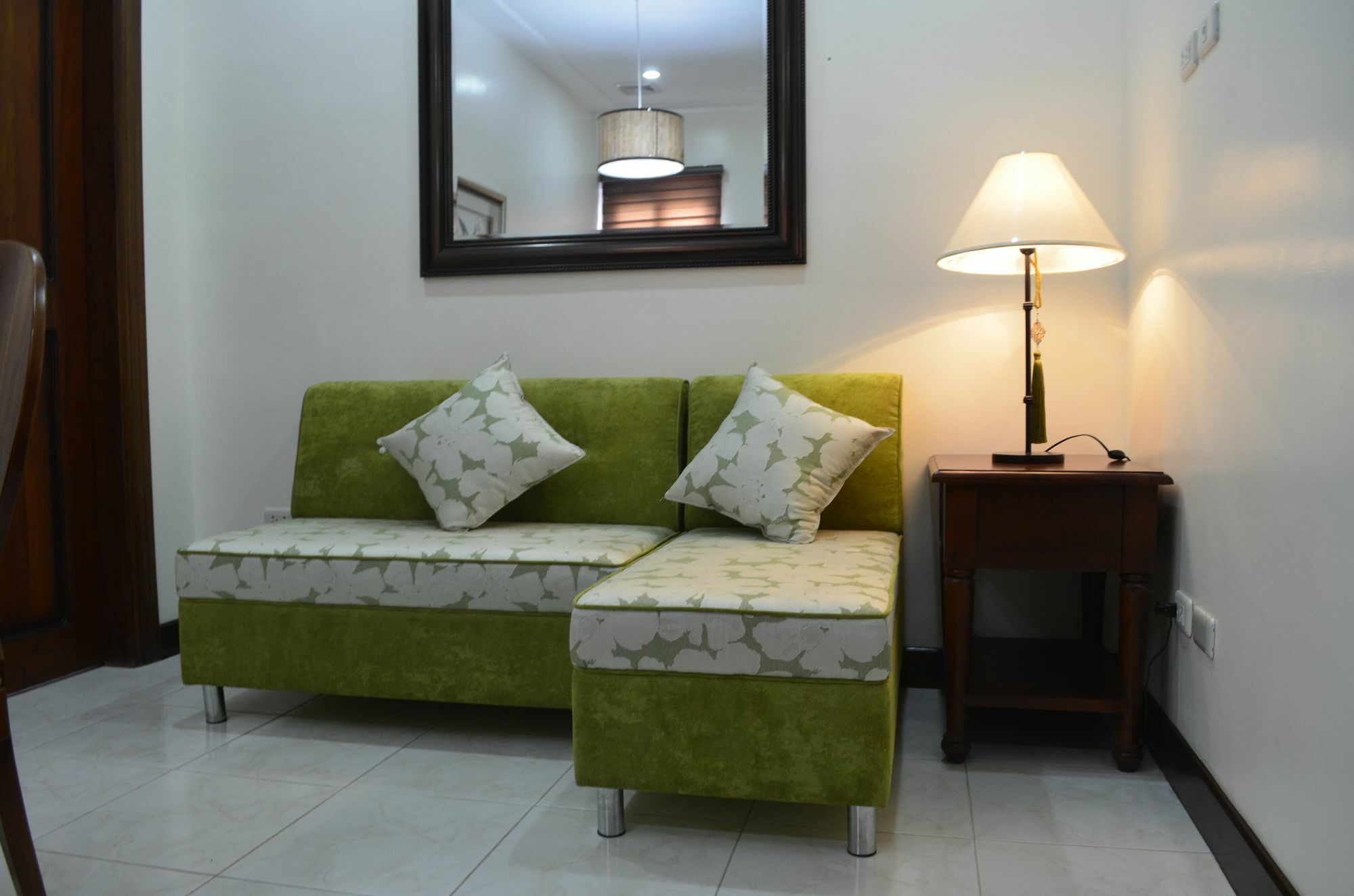 Grand Isabella Residences Cebu Buitenkant foto