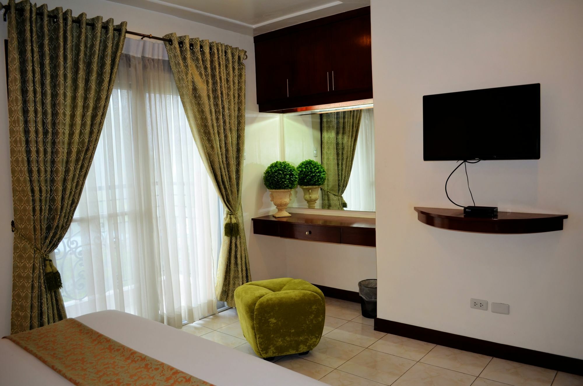 Grand Isabella Residences Cebu Buitenkant foto